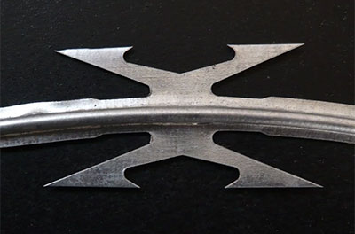 450mm Coil diameter BTO 22 BTO 30 CBT60 CBT 65 galvanized concertina razor barbed wire