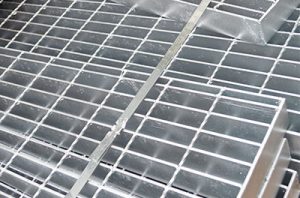 25×3 25×5 30×3 Hot dip galvanized serrated welded steel i bar grating mesh